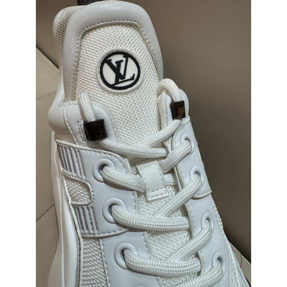 Louis Vuitton Archlight Chunky Dad Sneakers! Louis Vuitton Archlight Chunky Dad Sneakers!