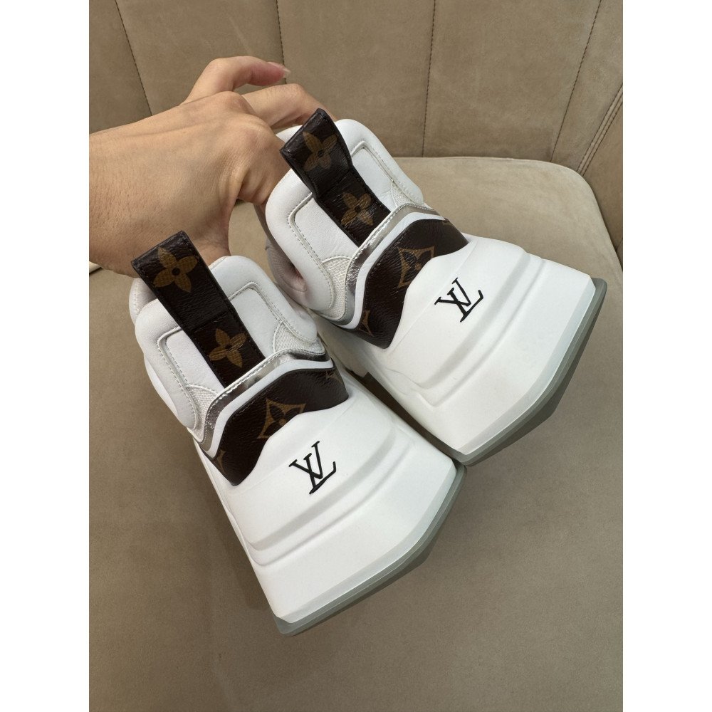 Louis Vuitton Archlight Chunky Dad Sneakers! Louis Vuitton Archlight Chunky Dad Sneakers!