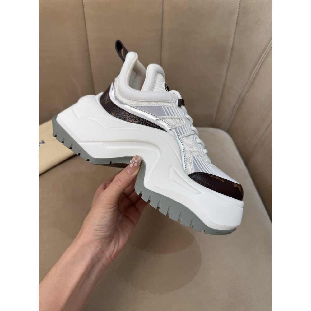 Louis Vuitton Archlight Chunky Dad Sneakers! Louis Vuitton Archlight Chunky Dad Sneakers!