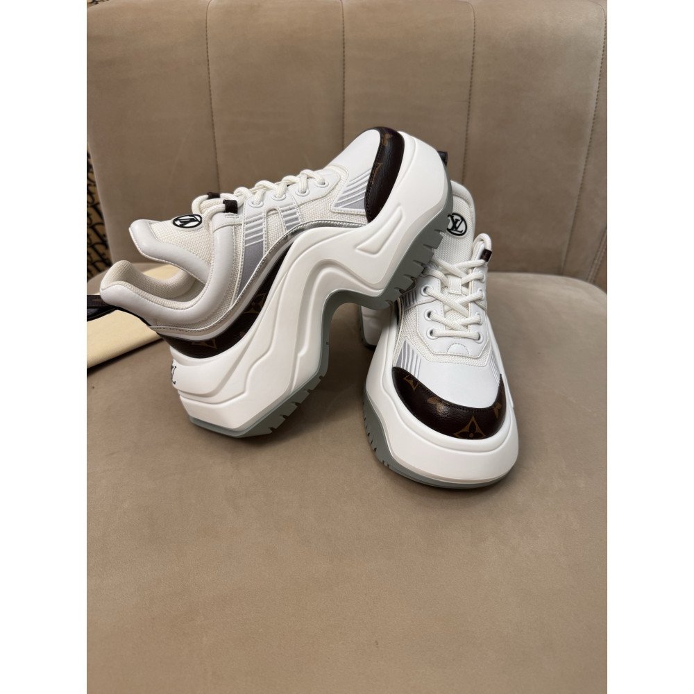 Louis Vuitton Archlight Chunky Dad Sneakers! Louis Vuitton Archlight Chunky Dad Sneakers!