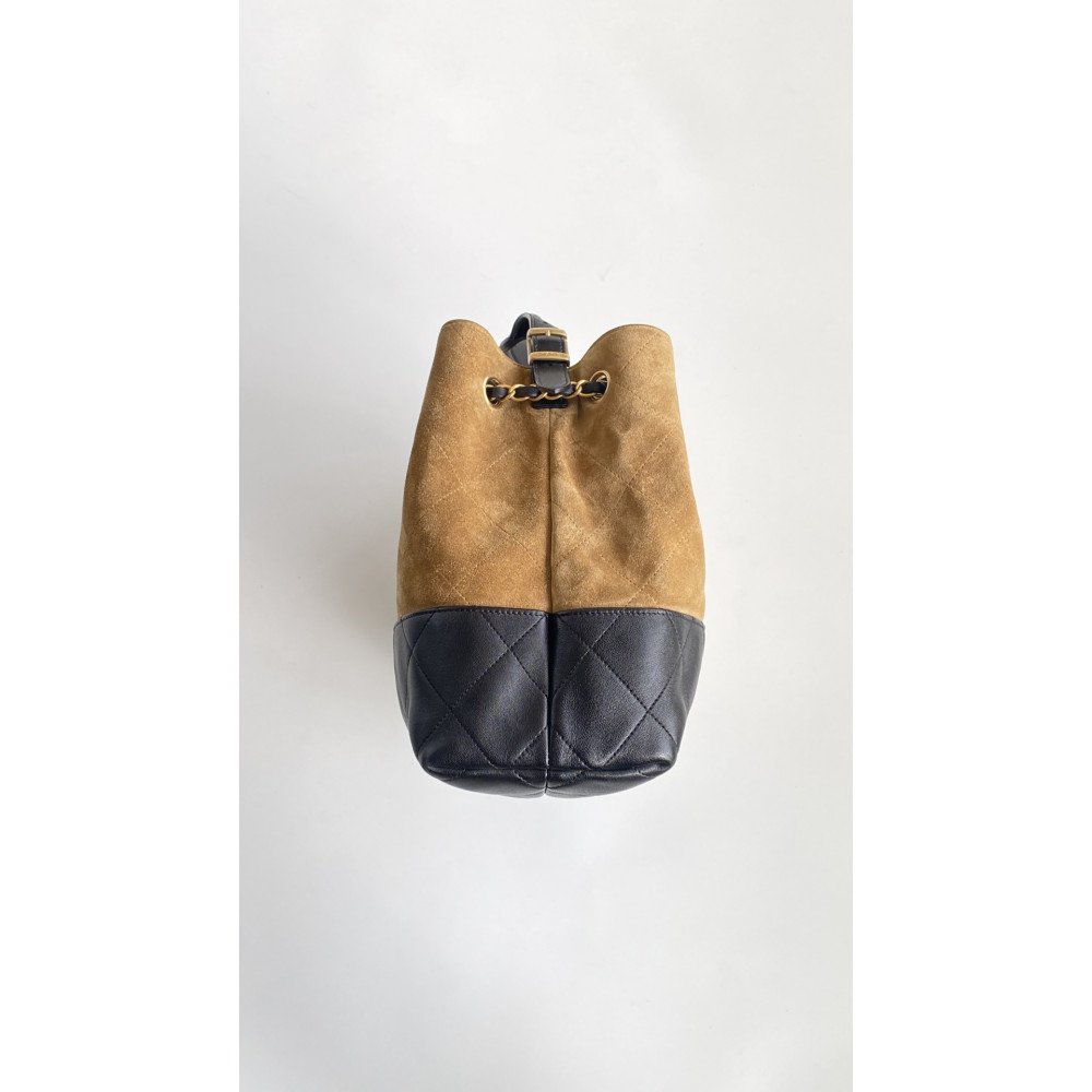 Chanel 25A large color-blocked shopping bag Chanel 25A large color-blocked shopping bag