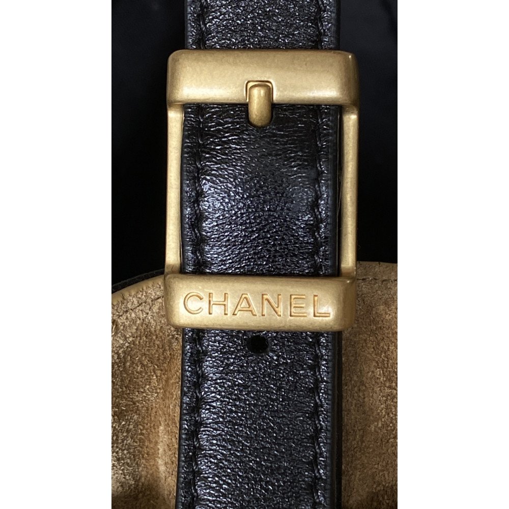Chanel 25A large color-blocked shopping bag Chanel 25A large color-blocked shopping bag