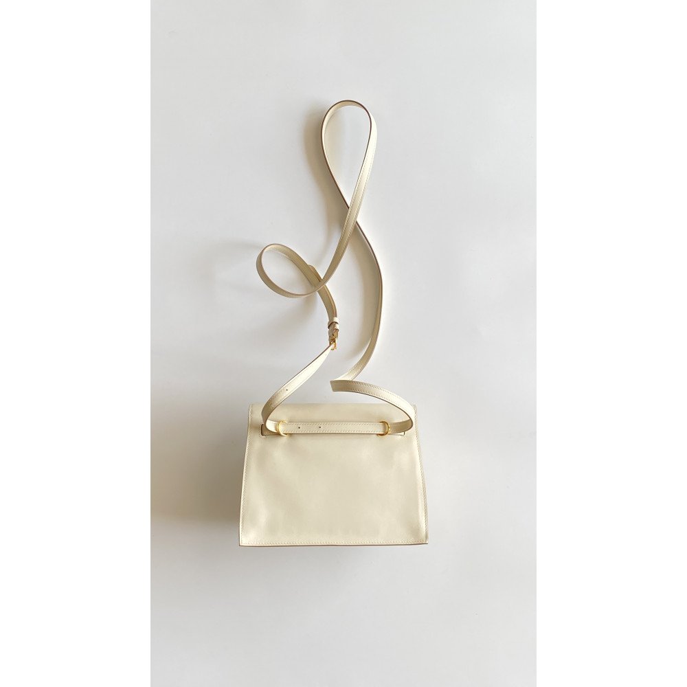 Hermès Kelly Danse "Milkshake White" classic dancing bag Hermès Kelly Danse "Milkshake White" classic dancing bag