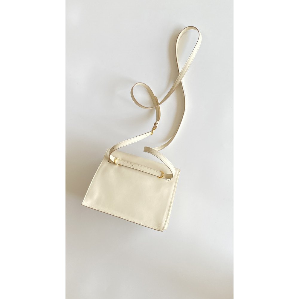 Hermès Kelly Danse "Milkshake White" classic dancing bag Hermès Kelly Danse "Milkshake White" classic dancing bag