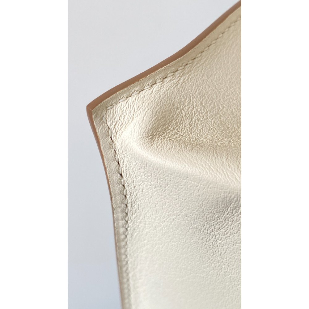 Hermès Kelly Danse "Milkshake White" classic dancing bag Hermès Kelly Danse "Milkshake White" classic dancing bag