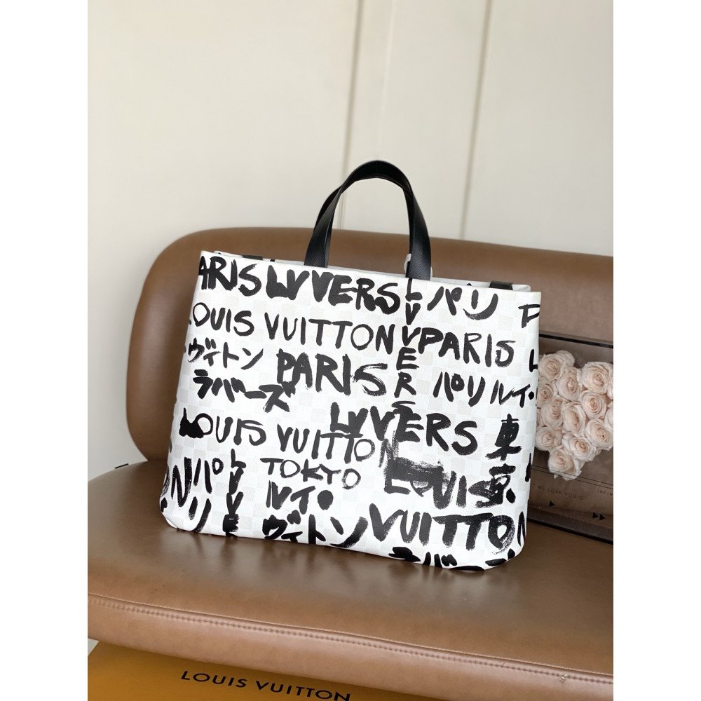 Louis Vuitton N40797 Black Graffiti Shopper Tote in medium size Louis Vuitton N40797 Black Graffiti Shopper Tote in medium size