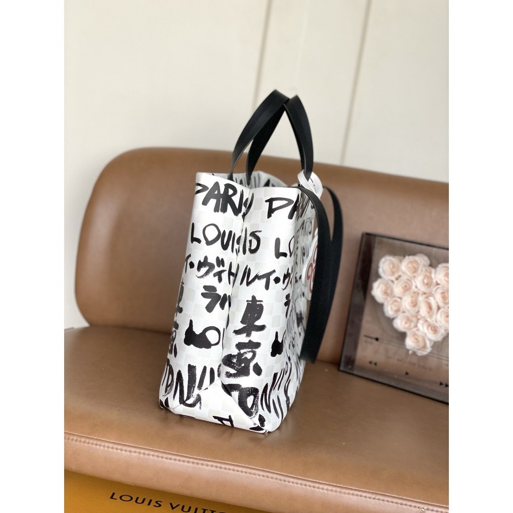 Louis Vuitton N40797 Black Graffiti Shopper Tote in medium size Louis Vuitton N40797 Black Graffiti Shopper Tote in medium size