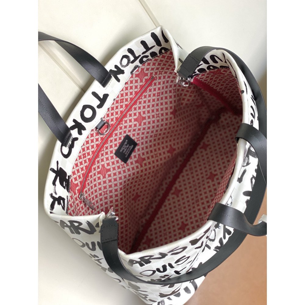 Louis Vuitton N40797 Black Graffiti Shopper Tote in medium size Louis Vuitton N40797 Black Graffiti Shopper Tote in medium size